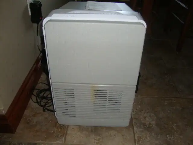 KOOLATRON KARGO KOOLER CAMPING COOLER in Fishing, Camping & Outdoors in Norfolk County - Image 2