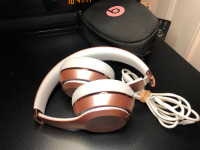 Beats Solo3 Wireless On-Ear Headphones - Mint