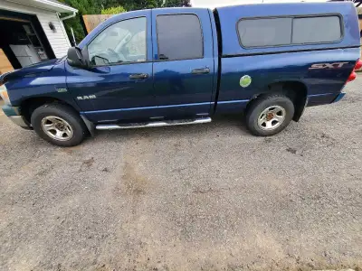 08 ram 4x4 with 355,500km Tires are still good. Comes with cap A/C works 4x4 works Fairly clean insi...