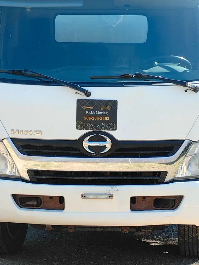 Rick's moving and deliveries63347533220227121