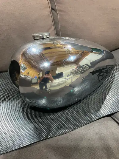 Triumph T140 Chrome Gas tank For an OIF Maybe fit an OIF BSA Was going to use for my OIF bobber Aski...