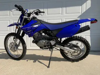 ***2022 YAMAHA TTR125LE BIG WHEEL*** Minimal use Newer battery (This spring) $3900.00 604-703-9370 (...