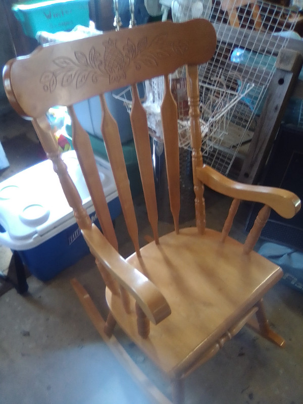REDUCED $$$$$2 antique,1 rocking chairs in Chairs & Recliners in Stratford