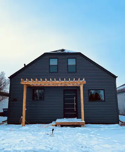 REDUCED $15,000! MOTIVATED SELLER! MAKE OFFER! 206 BRUCE ST Gainsborough, Saskatchewan Completely re...