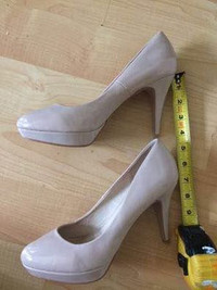 Aldo 4” patent pumps, taupe $15, size 9, 4” heels 