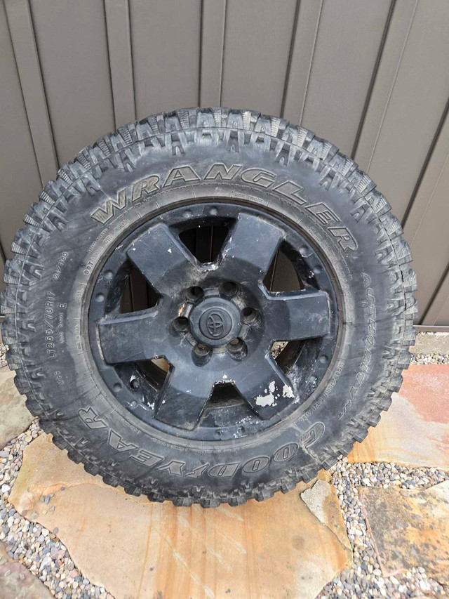 Spare Toyota Tire in Tires & Rims in Hamilton