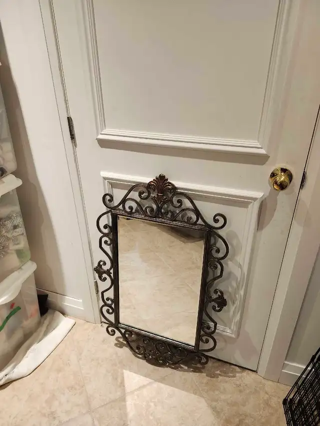 Elegant Decorative Wall Mirror – Metal Scroll Frame in Home Décor & Accents in Markham / York Region - Image 4
