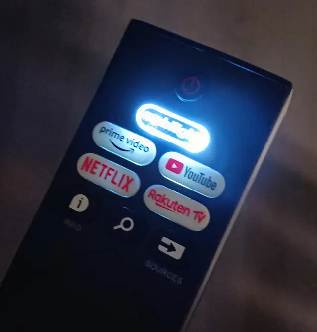 Remote Control For Phillips Smart Tv in Video & TV Accessories in Ottawa - Image 2