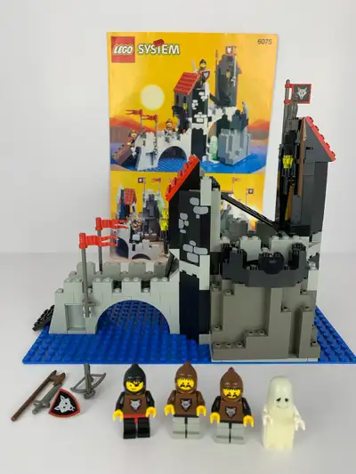 1992 LEGO Castle: Wolfpack Tower 6075, View more