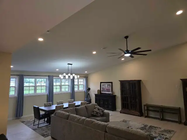 Beautiful Norwestern view 3bdrm furnished home avaliable now in Long Term Rentals in Thunder Bay - Image 5