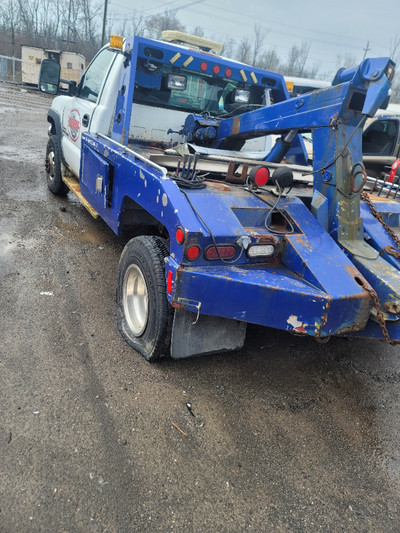 2005 tow truck