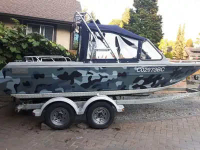 2001 HARBERCRAFT ALUMINUM JET BOAT (Model 1975CB), length: 19’ UHMW hull protection, Mercury 175 HP...