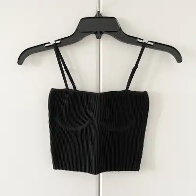 Aritzia Babaton Denzell Top, View more
