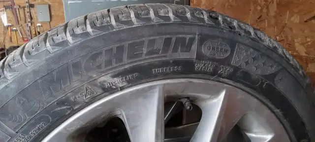 4 BMW RIMS with winters in Tires & Rims in Grand Bend - Image 5