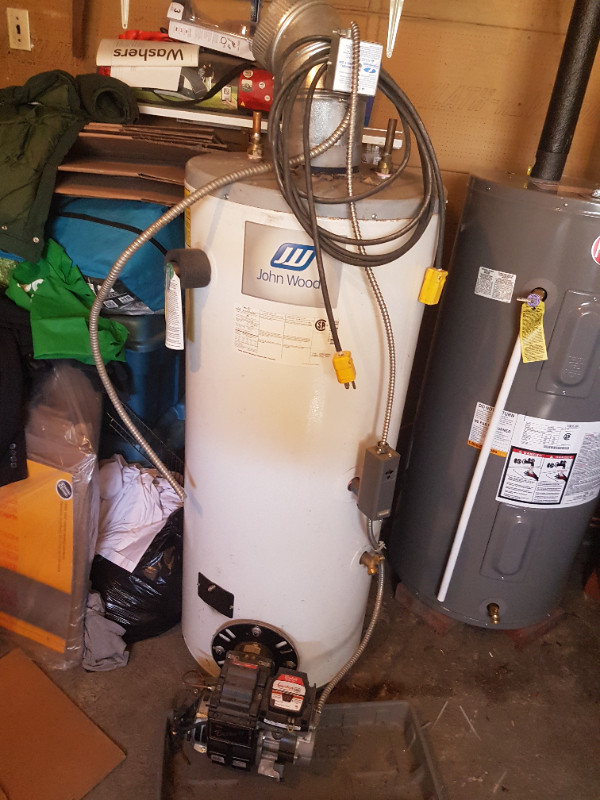 Oil fired Hot Water Heater in Heaters, Humidifiers & Dehumidifiers in City of Halifax - Image 2
