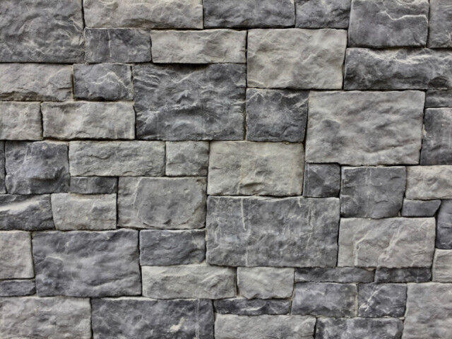 Stone  Veneer  for Sale in Other in Kawartha Lakes - Image 4