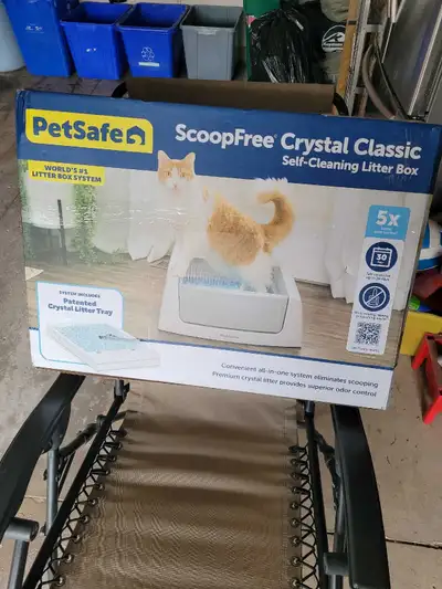 PetSafe ScoopFree Litter Box   litter trays not included, View more