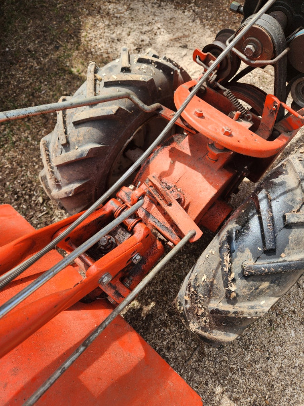 20" Heavy duty RotoTiller in Outdoor Tools & Storage in Oakville / Halton Region - Image 3