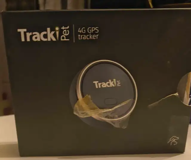 Tracki Pet tracker in Accessories in St. Albert - Image 2