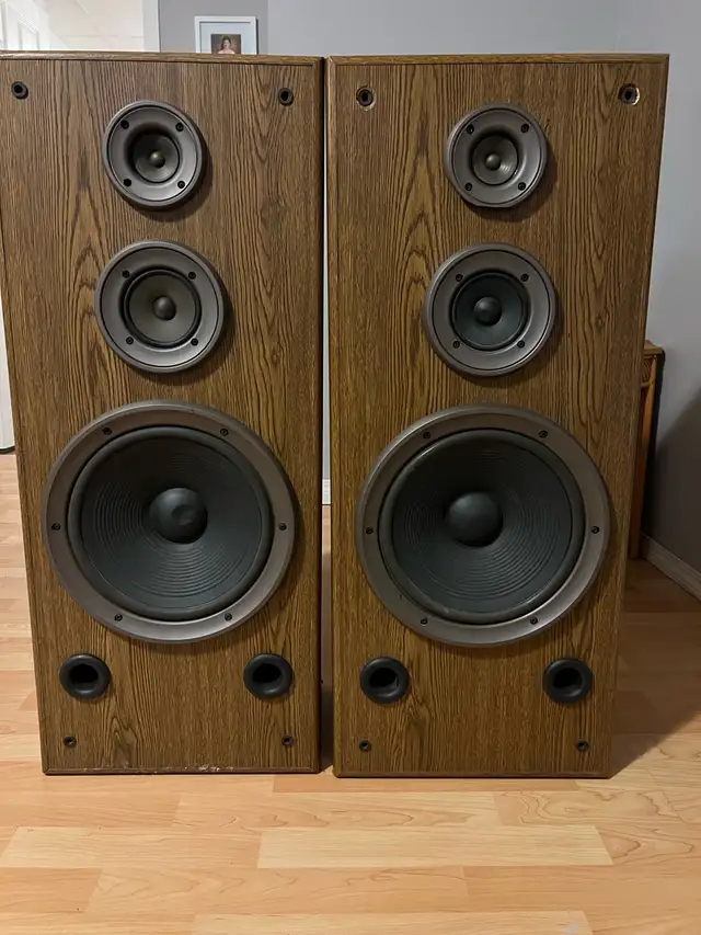 Technics Speakers628632834771211215