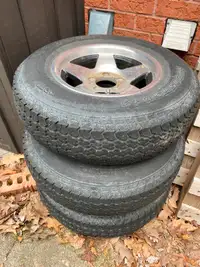 Aluminum Trailer Rims and Tires