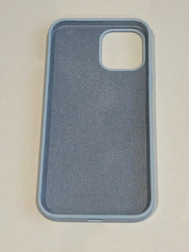 iPhone 16 pro max case powder blue in Cell Phone Accessories in Oakville / Halton Region - Image 5