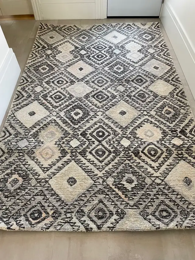 Brand New Gray Pastel Wool Carpet 5'x8' in Rugs, Carpets & Runners in Ottawa - Image 7