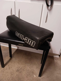 Can-am seat