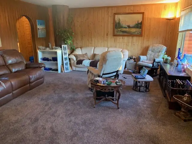 2 Beds 1 Bath House in Houses for Sale in Whitehorse - Image 16