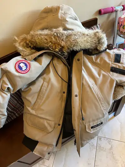 Canada goose men’s bomber, View more