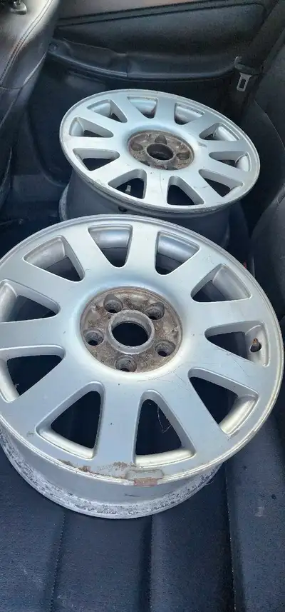 16" wheels from a Audi A4 Bolt pattern is 5×112