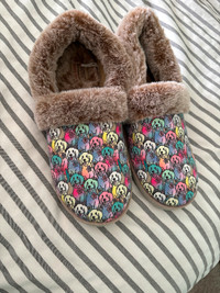 Brand New Bobs Womens Slippers
