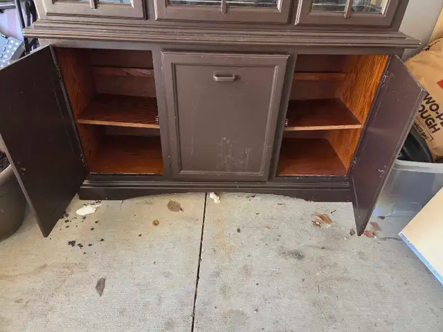 China Cabinet in Hutches & Display Cabinets in London - Image 4
