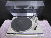 Excellente Table tournante Technics SL-B2  SLB2 - Belt drive