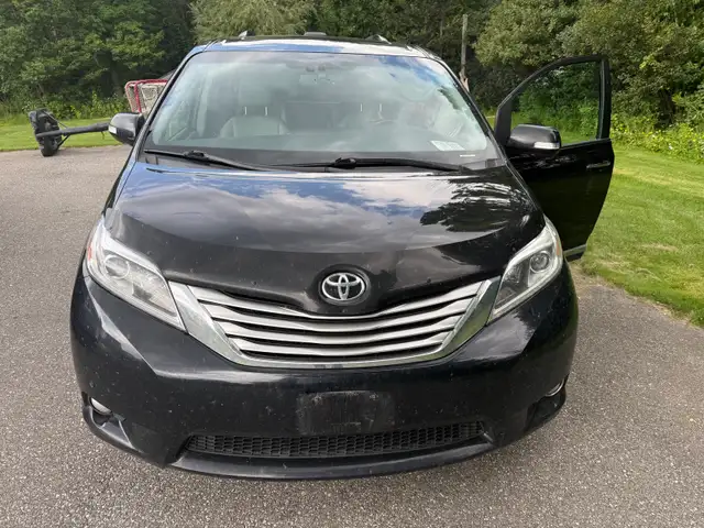 2017 Toyota Sienna Limited Needs TRANSMISSION