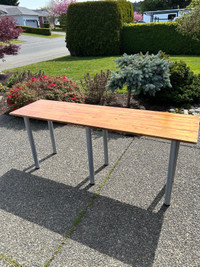 6’ Wooden Table & Removable Legs