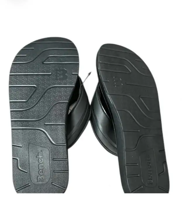 Brand New Bench Comfort Flip Flops Slippers Sandals in Men's Shoes in Calgary - Image 8
