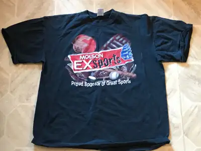 Shirt in very good pre-owned condition...size says X-Large...pickup Niagara Falls...shipping availab...