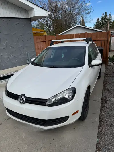 For sale is my 2012 VW Golf 2.5 Good little commuter car, body has seen better days, typical VW rust...