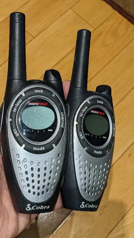 Cobra MicroTalk PR3000DX WALKIE TALKIE RADIOS in General Electronics in Mississauga / Peel Region - Image 2