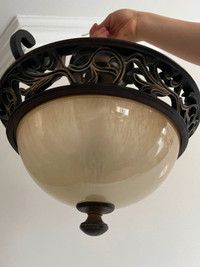 Light fixture