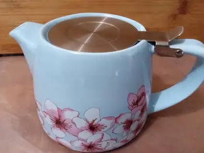 261---One Cup Solid Infuser Blue Decorated Teapot For Sale., View more