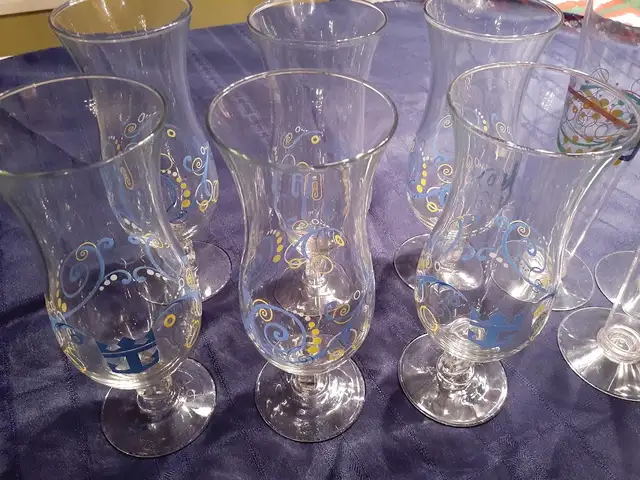 12 Cocktail Glasses64319063601666123