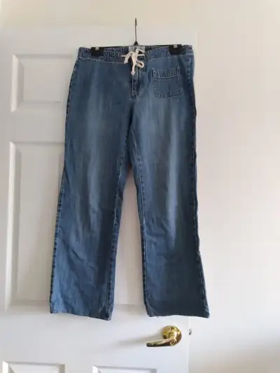 Women's Old Navy Jeans, Size 8, View more
