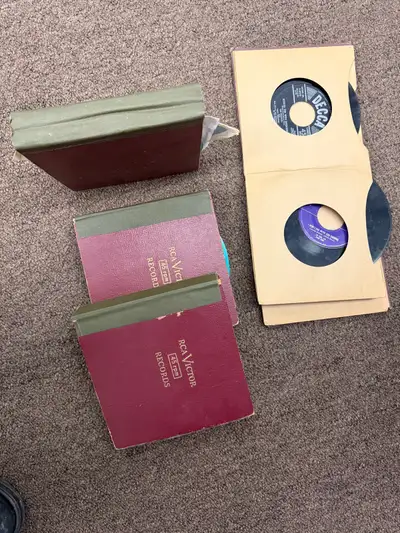 $300 cash or e-transfer: Or best offer. Multiple vintage vinyl records, including 45’s . Comes with...