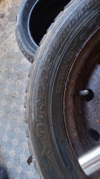 215/60R16 Dunlop Tires