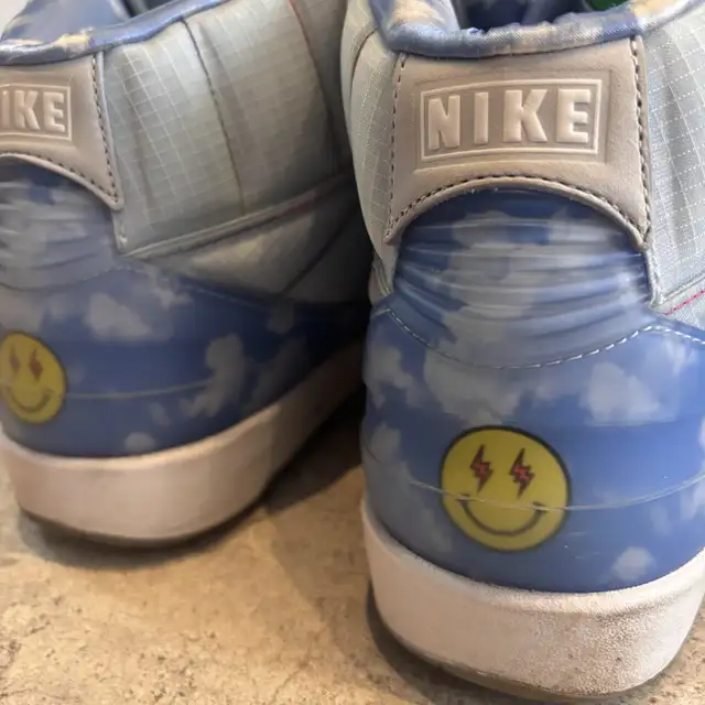 Nike Air Jordan Retro 2 J Balvin Men’s Size 13 Barely Used in Men's Shoes in City of Montréal - Image 7