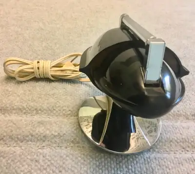 Black Hamilton H-70 MCM Streamline Atomic Jet Age Telescoping Desk Lamp c.1960 Dating to the early 1...