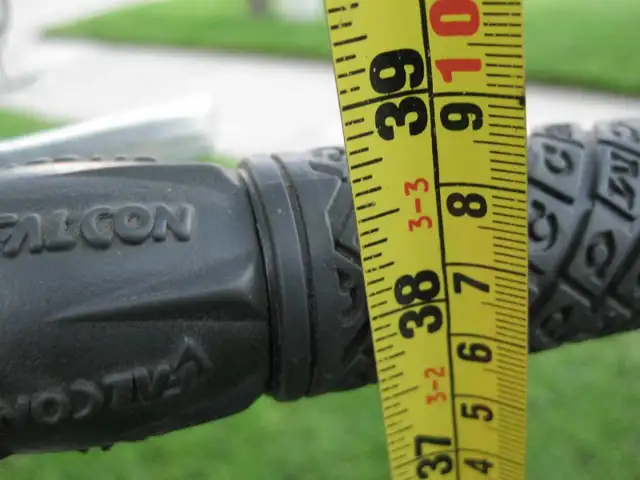 Adult or Teen Size CCM X-Volt 18 Speed 20" Frame Road Bike in Road in Kitchener / Waterloo - Image 9