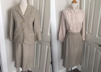 Women 3 Pc Set Wool Office Dress Suit/Skirt/ Pleated Top size S